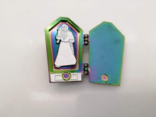 Load image into Gallery viewer, Draynor w/ Casket Pin ***Single Variant***